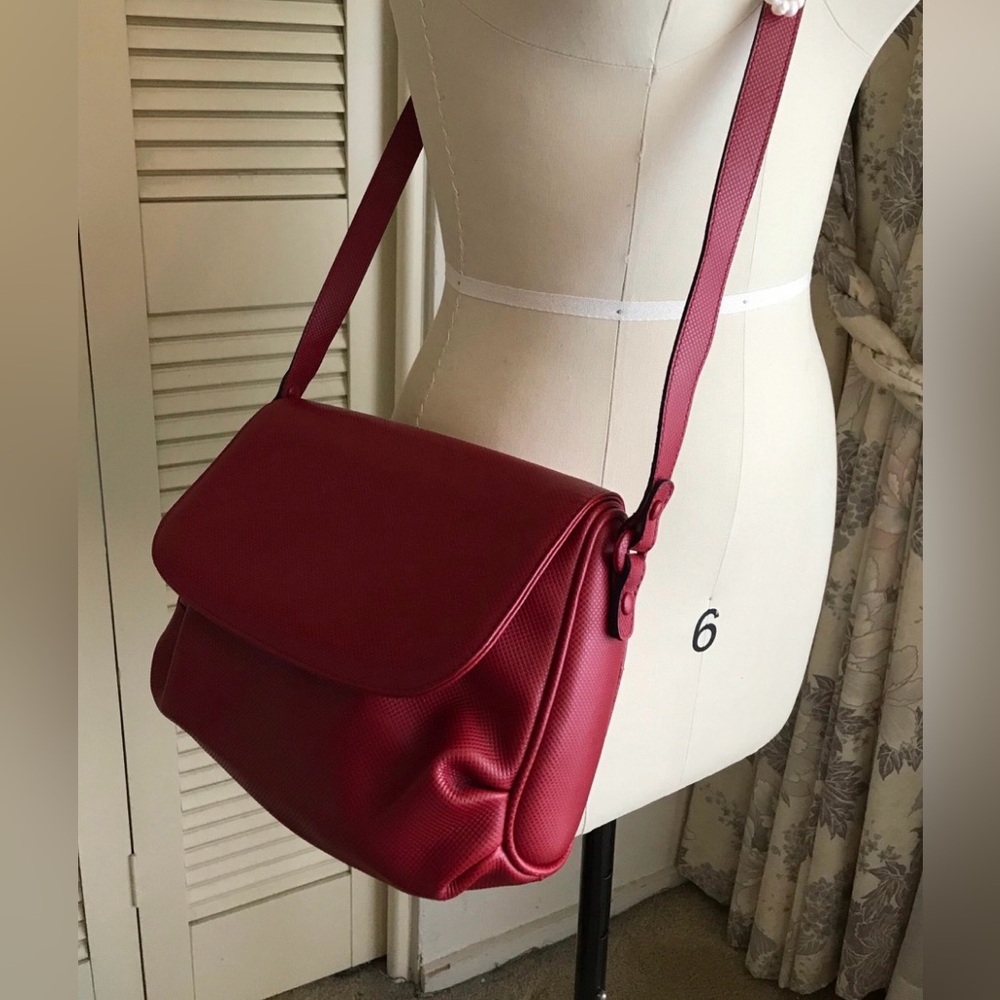 Vintage Bottega Veneta Marco Polo Red Leather Crossbody Flap Bag